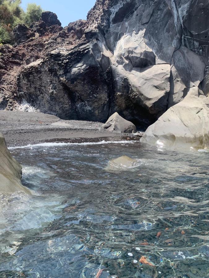 La Rosamarina Hotell Stromboli Eksteriør bilde