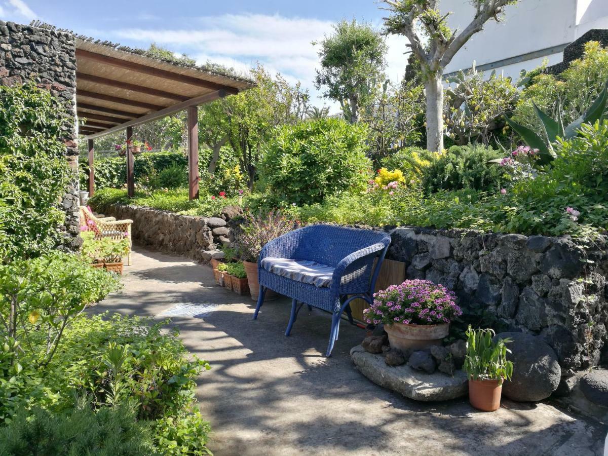 La Rosamarina Hotell Stromboli Eksteriør bilde