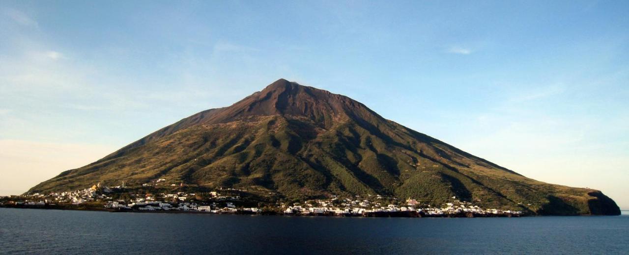 La Rosamarina Hotell Stromboli Eksteriør bilde